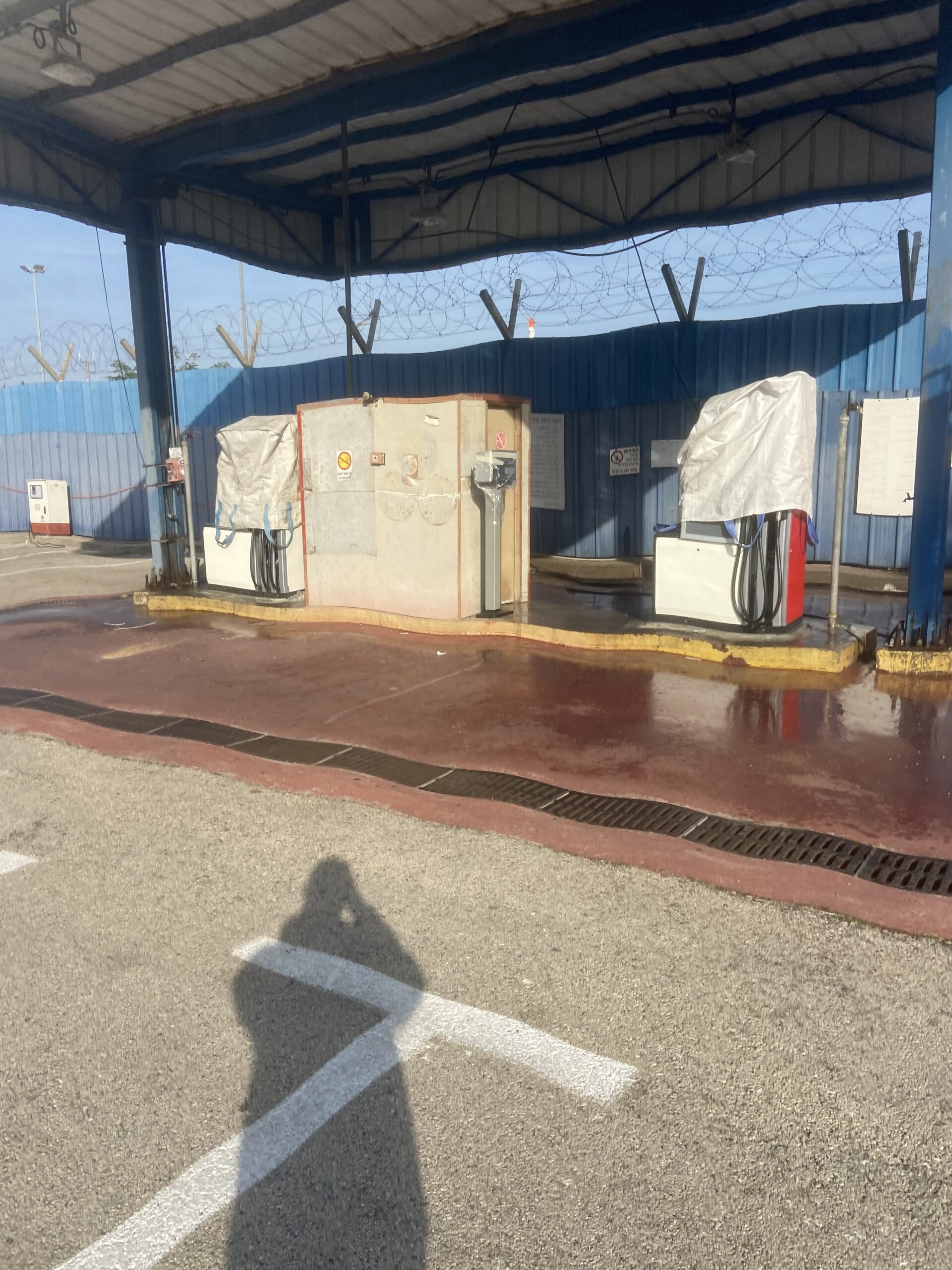 יציקות אפוקסי לרצפת תחנת דלק — תמונה 3